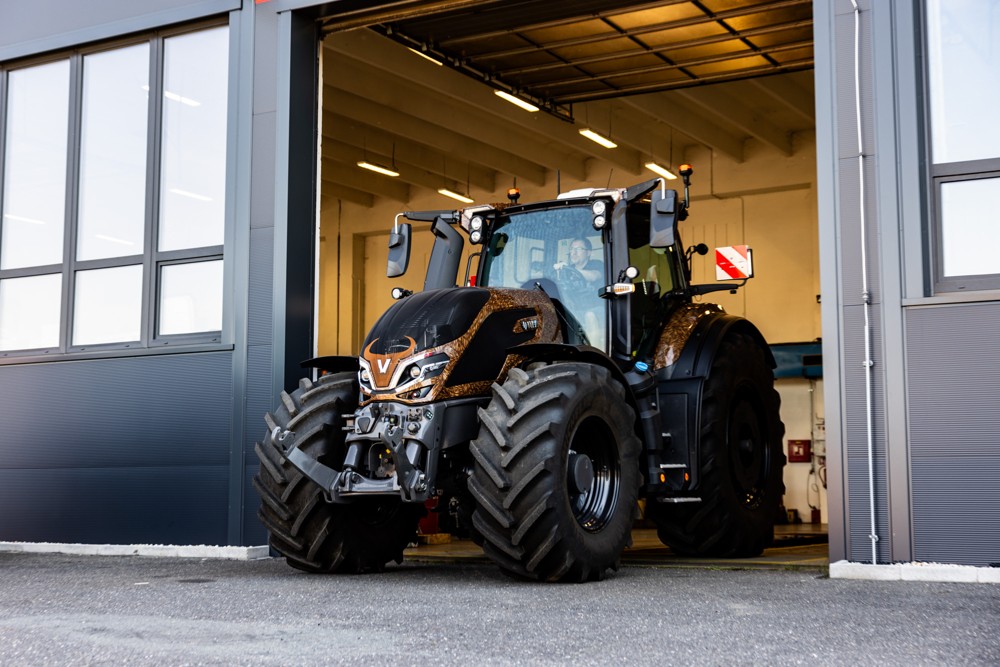 VALTRA – The Beast